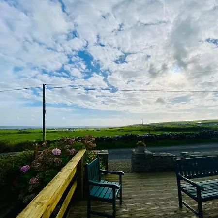 Ballyv House: Private King With En-suite Bathroom, Breakfast, Near Cliffs Of Moher * 리스카노